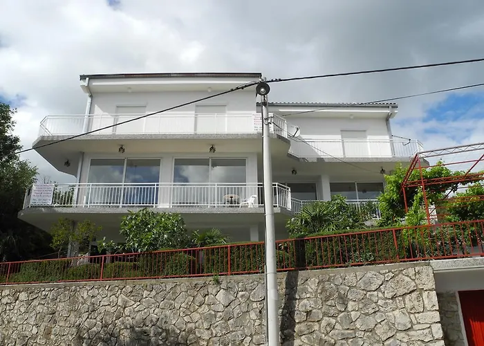 Konukevi Privathaus Marija 2*