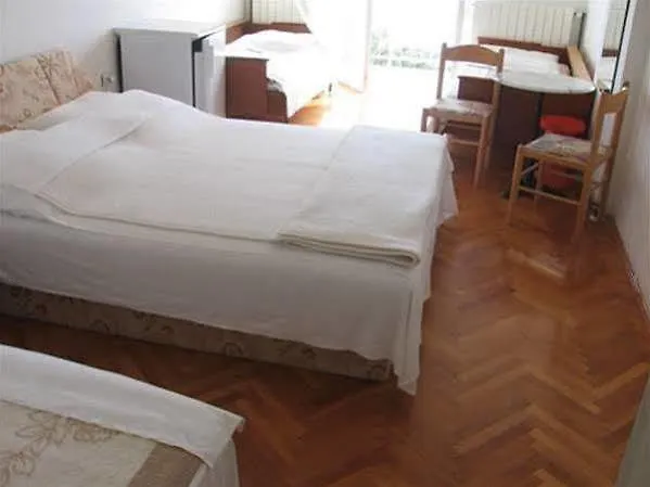 Privathaus Marija Gasthuis 2*